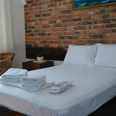 Guest house Adali 4*